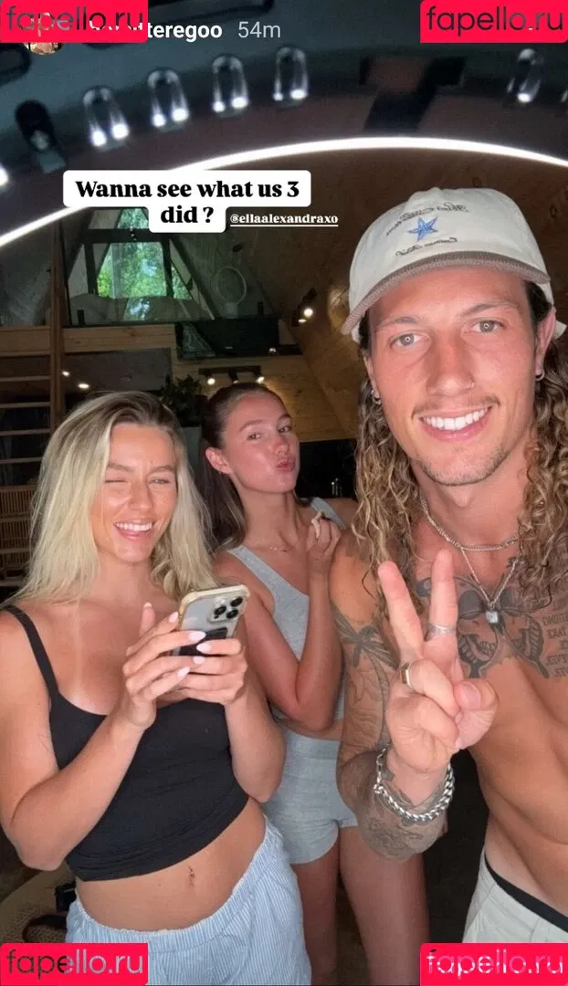 Rebecca McLeod / heralterego.02 / heralteregoo Onlyfans Photo Gallery 