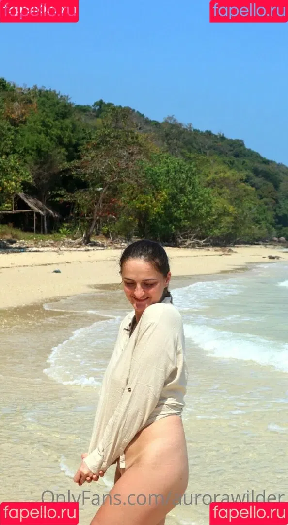 aurorawilder / thisisaurorawilder Onlyfans Photo Gallery 