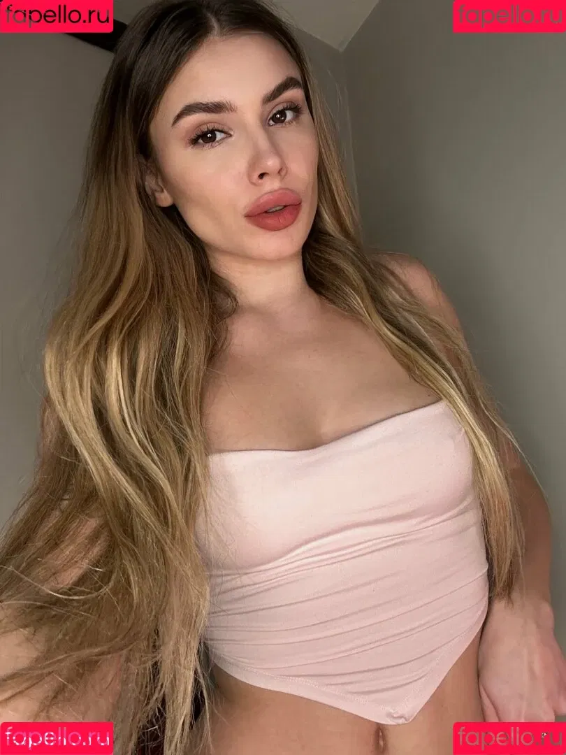 maltdisney / maltihoneyy Onlyfans Photo Gallery 