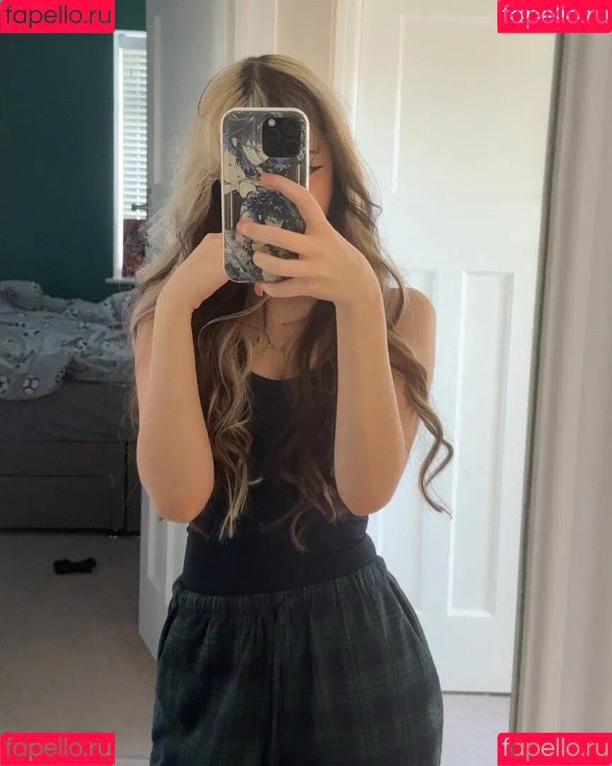 / Ella toxic.tenshi / TenshiTTV / Toxic Tenshi / angel-ai / toxic.tenshi Onlyfans Photo Gallery 