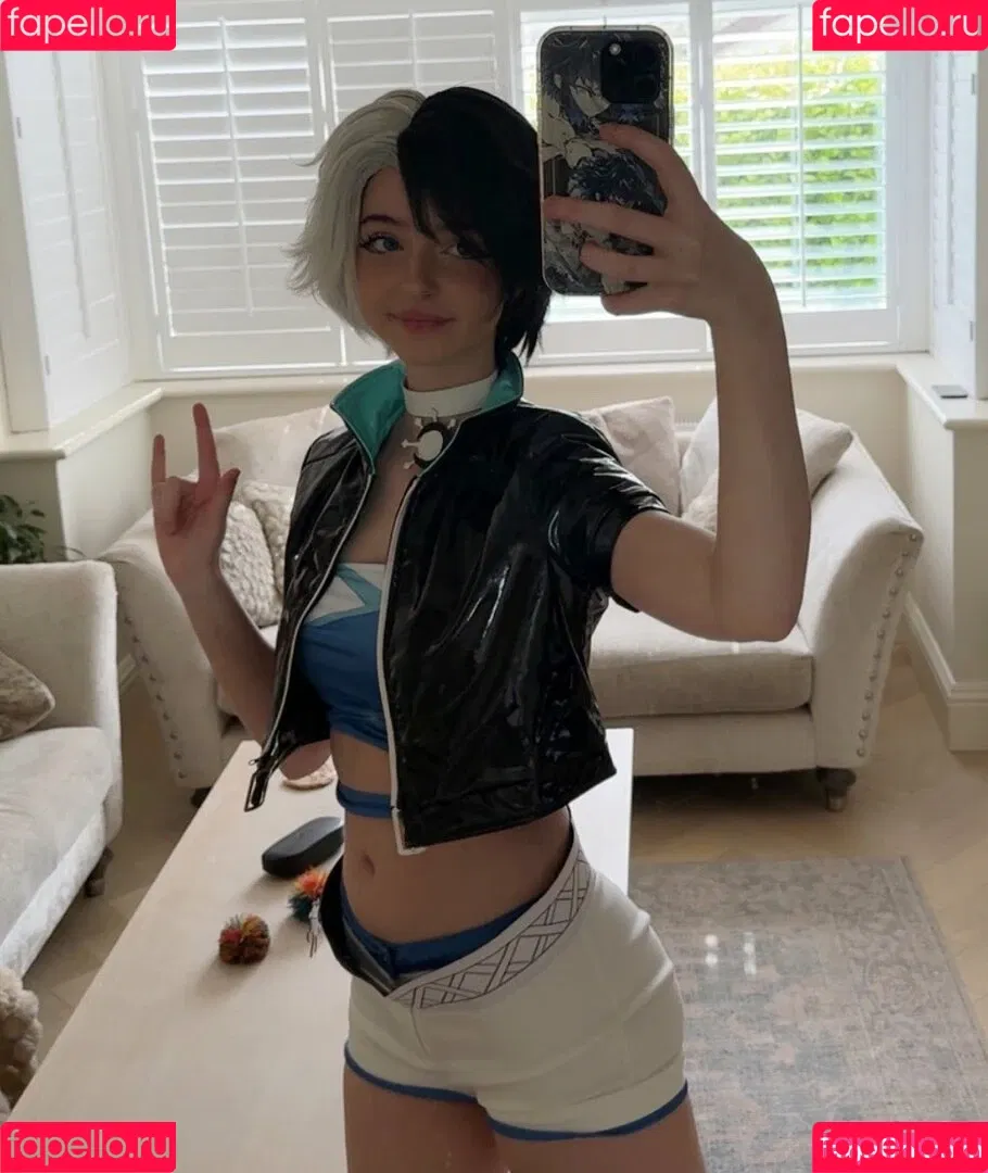 / Ella toxic.tenshi / TenshiTTV / Toxic Tenshi / angel-ai / toxic.tenshi Onlyfans Photo Gallery 