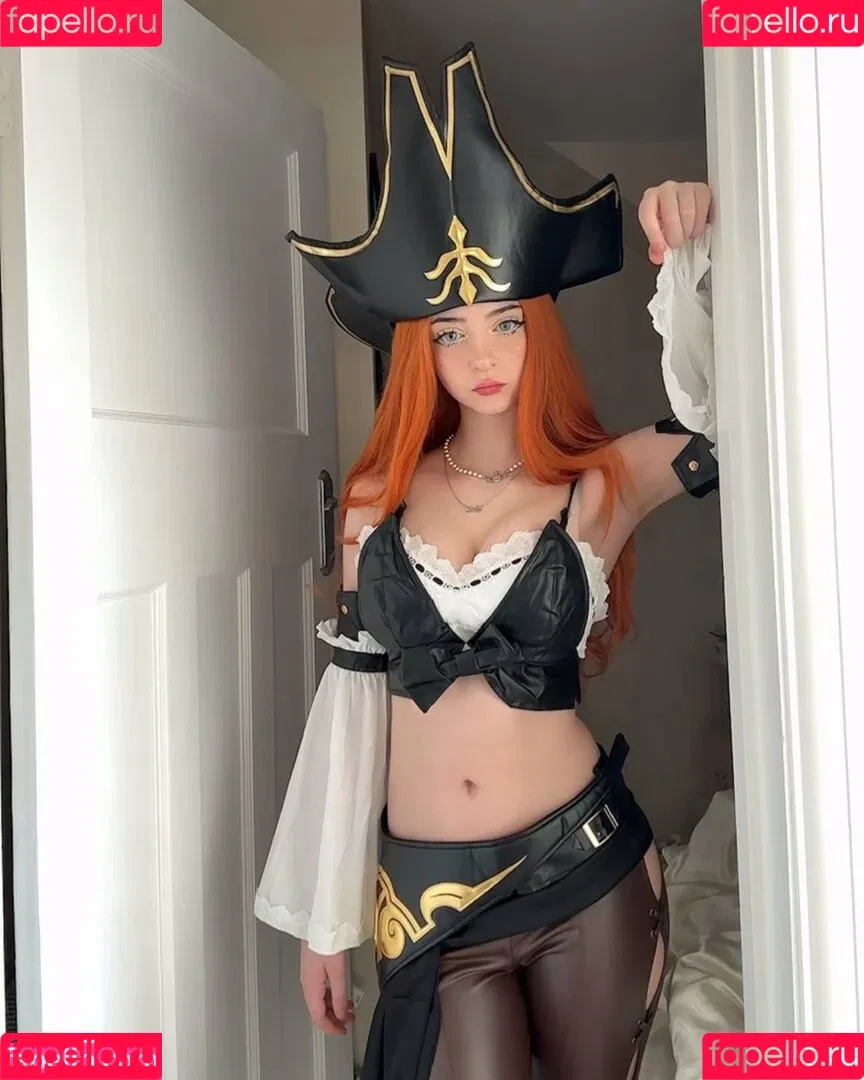 / Ella toxic.tenshi / TenshiTTV / Toxic Tenshi / angel-ai / toxic.tenshi Onlyfans Photo Gallery 