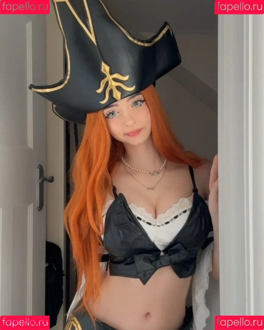 / Ella toxic.tenshi / TenshiTTV / Toxic Tenshi / angel-ai / toxic.tenshi Onlyfans Photo Gallery 