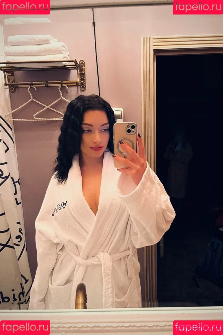 DJNUTELLOWS / Nutellows / nutellofans Onlyfans Photo Gallery 