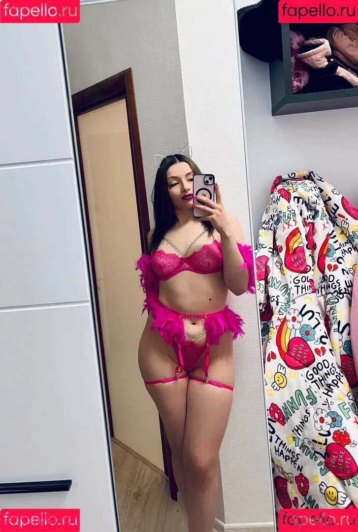 DJNUTELLOWS / Nutellows / nutellofans Onlyfans Photo Gallery 