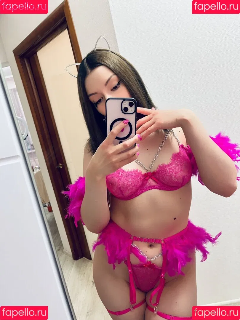 DJNUTELLOWS / Nutellows / nutellofans Onlyfans Photo Gallery 