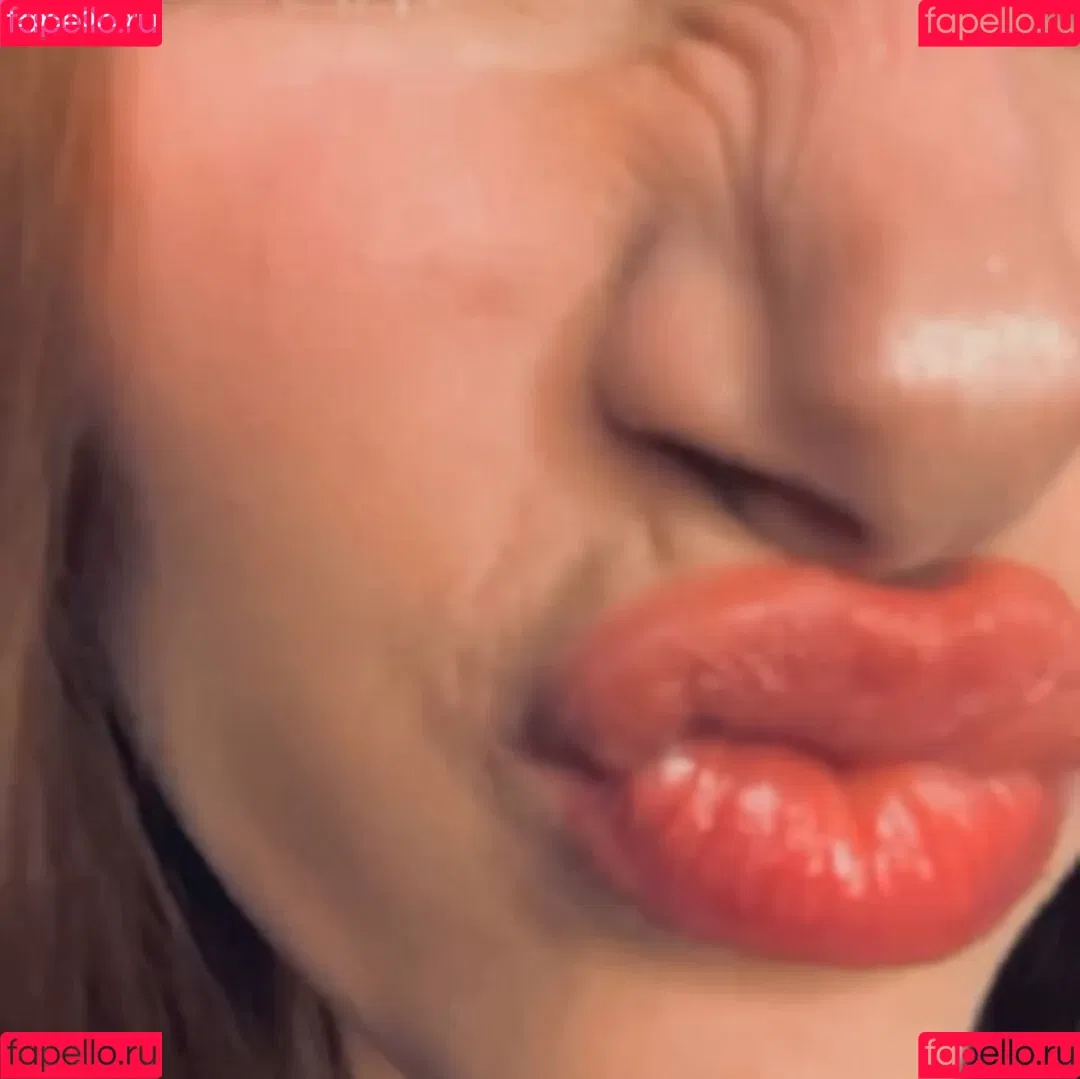 DJNUTELLOWS / Nutellows / nutellofans Onlyfans Photo Gallery 