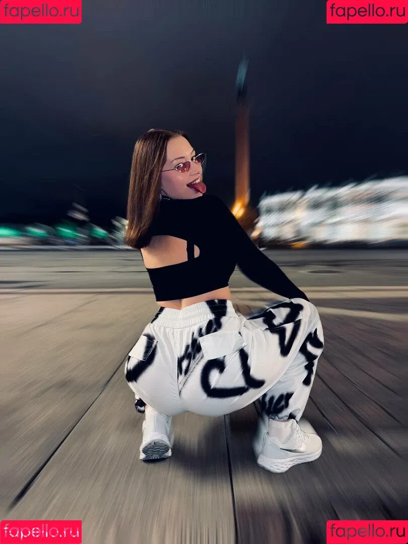 DJNUTELLOWS / Nutellows / nutellofans Onlyfans Photo Gallery 