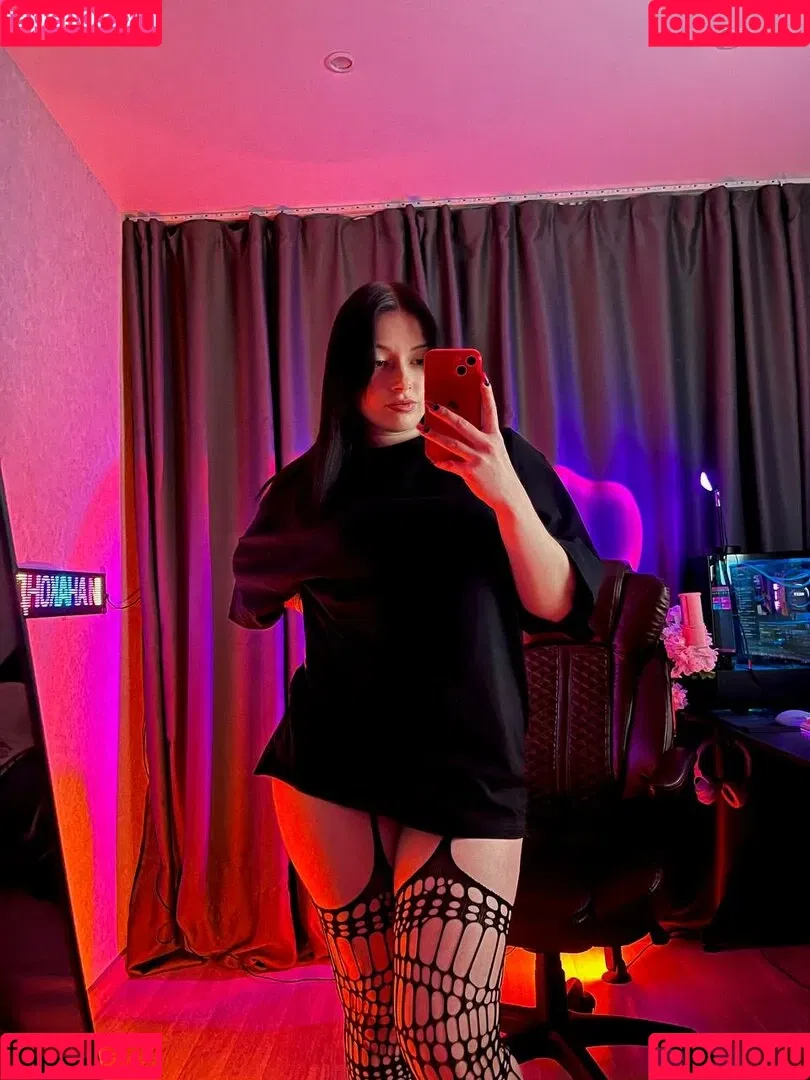 DJNUTELLOWS / Nutellows / nutellofans Onlyfans Photo Gallery 