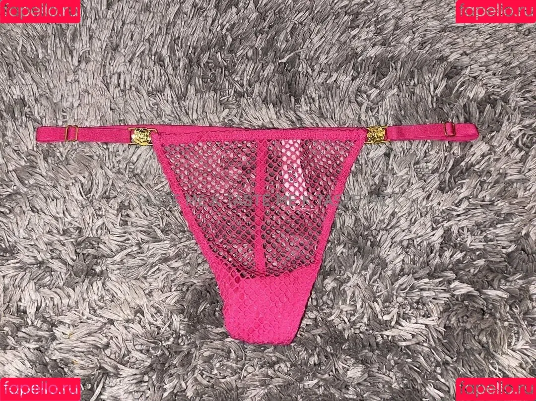 tastekxo / tastemekxoxo Onlyfans Photo Gallery 