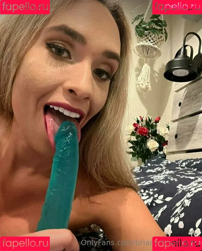 brianamoon_ / brianamoonfree Onlyfans Photo Gallery 