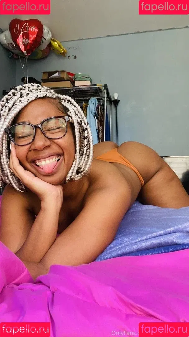 IvythaMistress Onlyfans Photo Gallery 