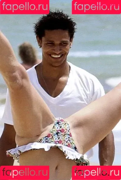 IAMKELLYBROOK / Kelly Brook / iamkb Onlyfans Photo Gallery 