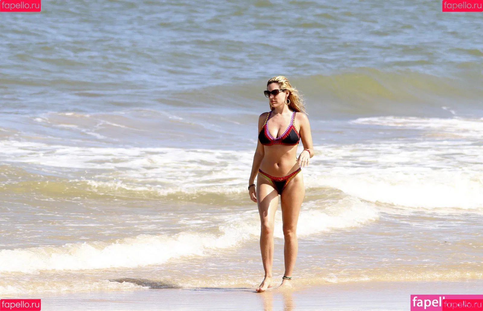 IAMKELLYBROOK / Kelly Brook / iamkb Onlyfans Photo Gallery 