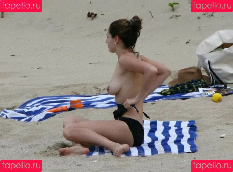 IAMKELLYBROOK / Kelly Brook / iamkb Onlyfans Photo Gallery 