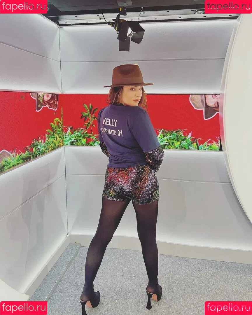 IAMKELLYBROOK / Kelly Brook / iamkb Onlyfans Photo Gallery 