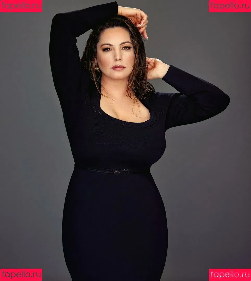 IAMKELLYBROOK / Kelly Brook / iamkb Onlyfans Photo Gallery 