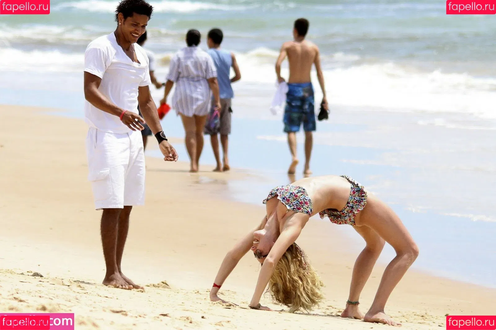 IAMKELLYBROOK / Kelly Brook / iamkb Onlyfans Photo Gallery 