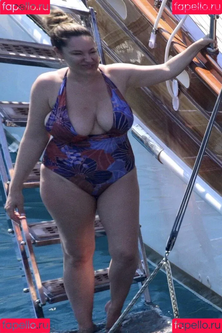 IAMKELLYBROOK / Kelly Brook / iamkb Onlyfans Photo Gallery 