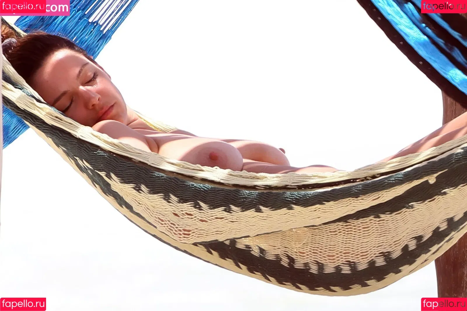 IAMKELLYBROOK / Kelly Brook / iamkb Onlyfans Photo Gallery 