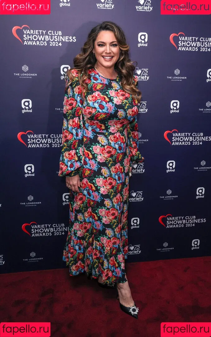 IAMKELLYBROOK / Kelly Brook / iamkb Onlyfans Photo Gallery 