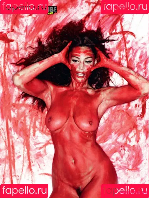 IAMKELLYBROOK / Kelly Brook / iamkb Onlyfans Photo Gallery 