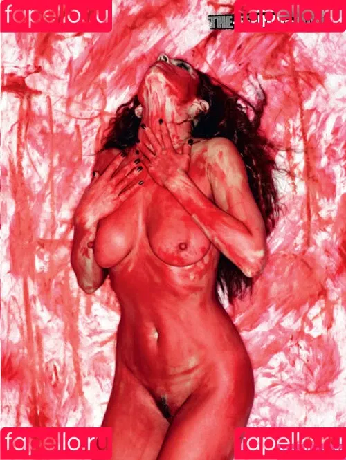 IAMKELLYBROOK / Kelly Brook / iamkb Onlyfans Photo Gallery 