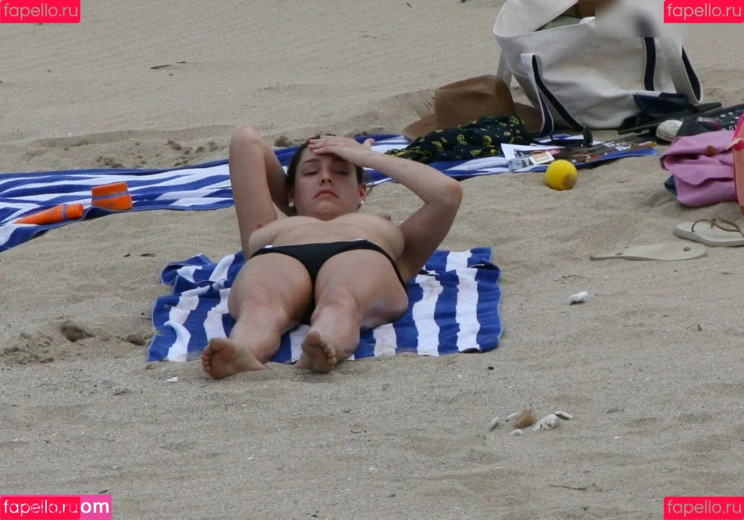 IAMKELLYBROOK / Kelly Brook / iamkb Onlyfans Photo Gallery 