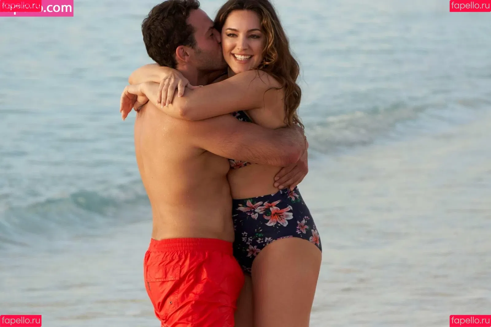 IAMKELLYBROOK / Kelly Brook / iamkb Onlyfans Photo Gallery 