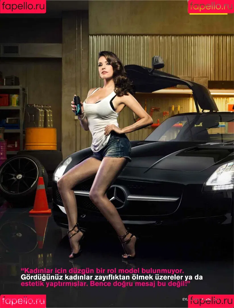 IAMKELLYBROOK / Kelly Brook / iamkb Onlyfans Photo Gallery 