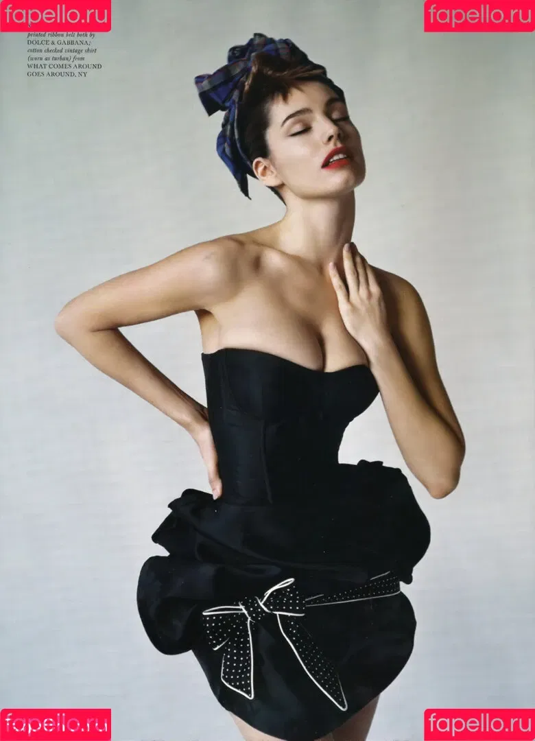 IAMKELLYBROOK / Kelly Brook / iamkb Onlyfans Photo Gallery 