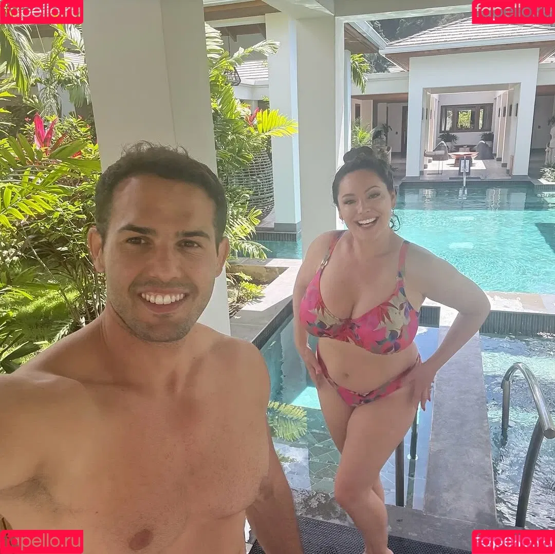 IAMKELLYBROOK / Kelly Brook / iamkb Onlyfans Photo Gallery 