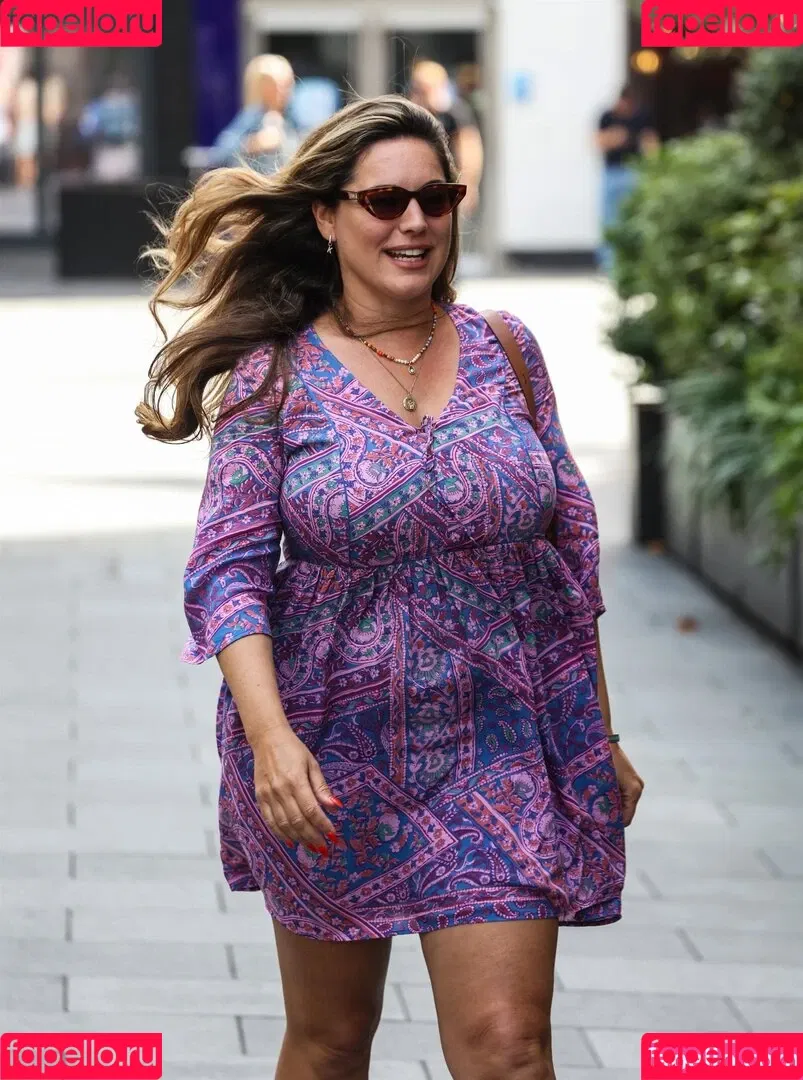 IAMKELLYBROOK / Kelly Brook / iamkb Onlyfans Photo Gallery 