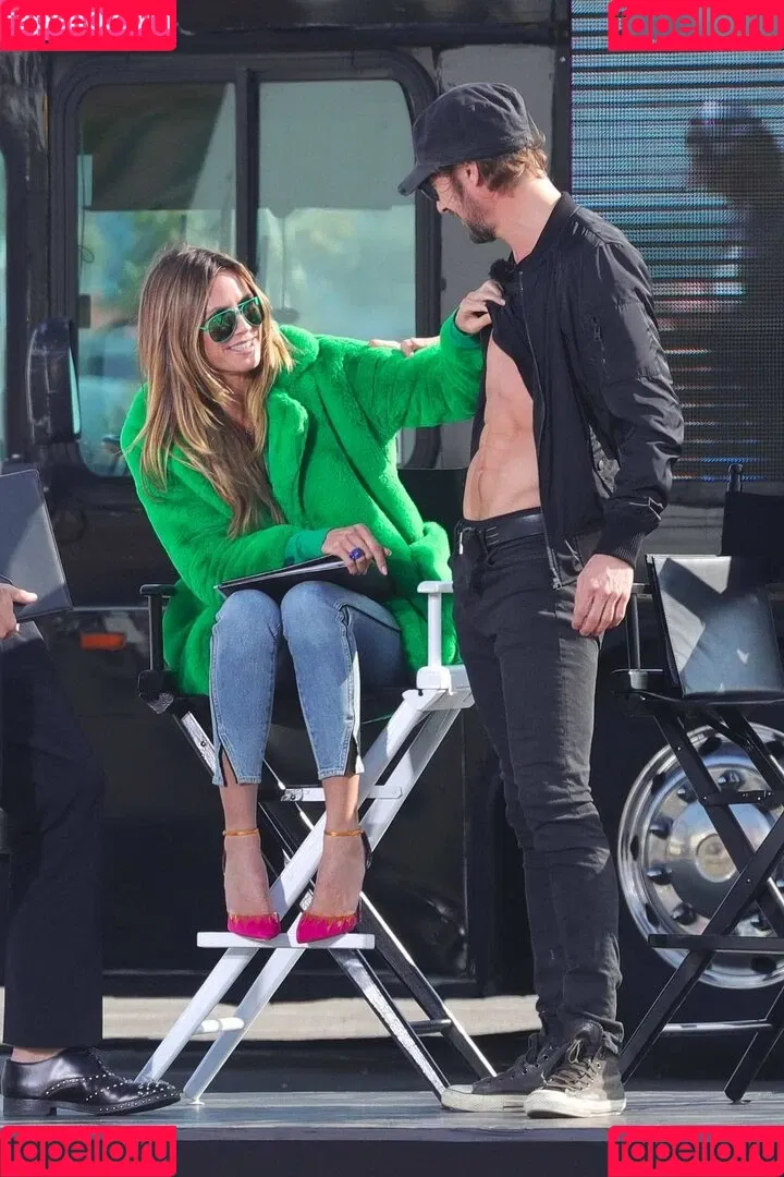 IAMKELLYBROOK / Kelly Brook / iamkb Onlyfans Photo Gallery 