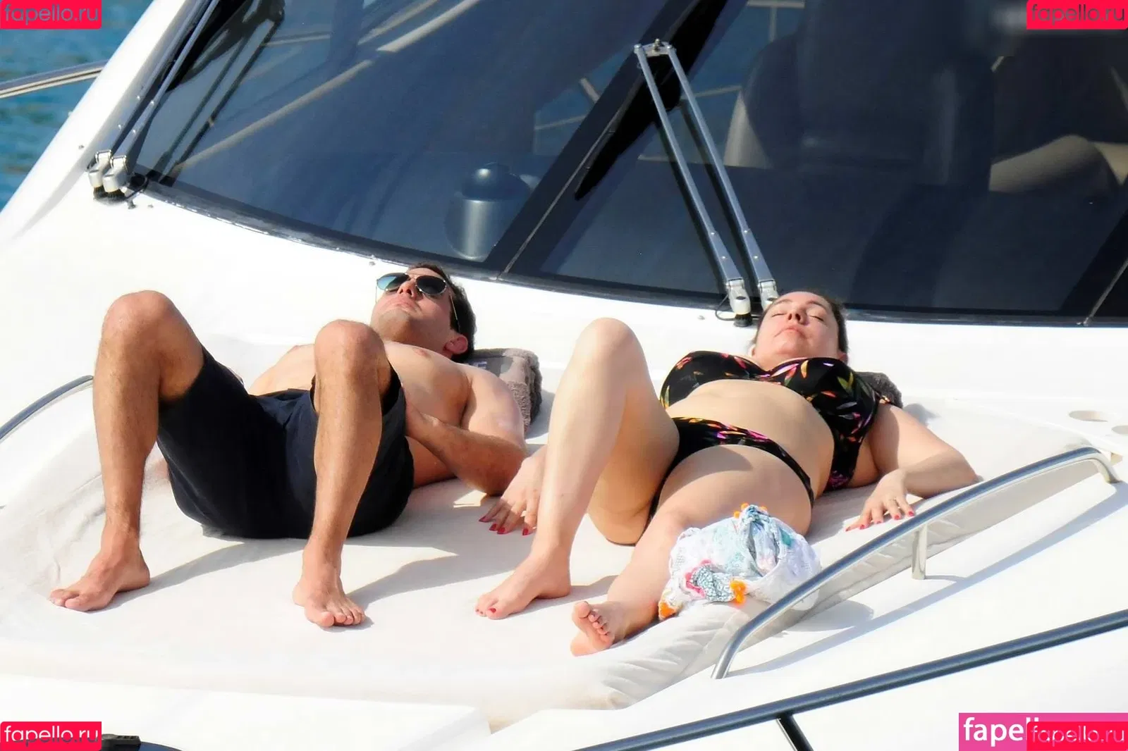 IAMKELLYBROOK / Kelly Brook / iamkb Onlyfans Photo Gallery 