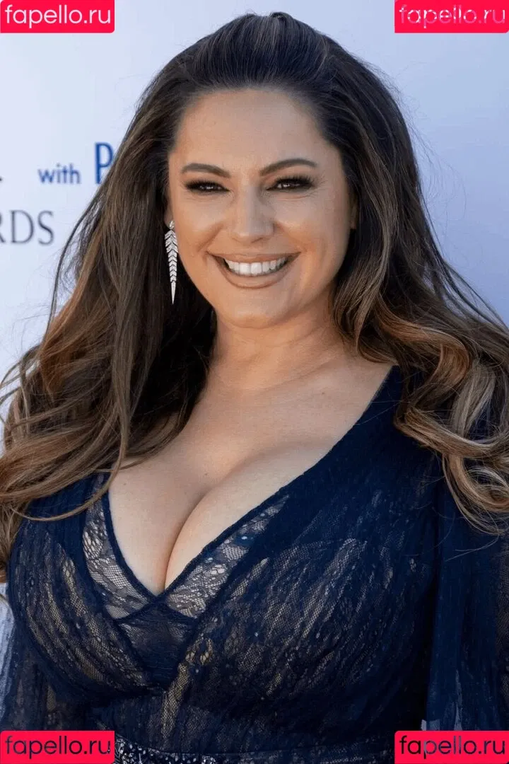 IAMKELLYBROOK / Kelly Brook / iamkb Onlyfans Photo Gallery 