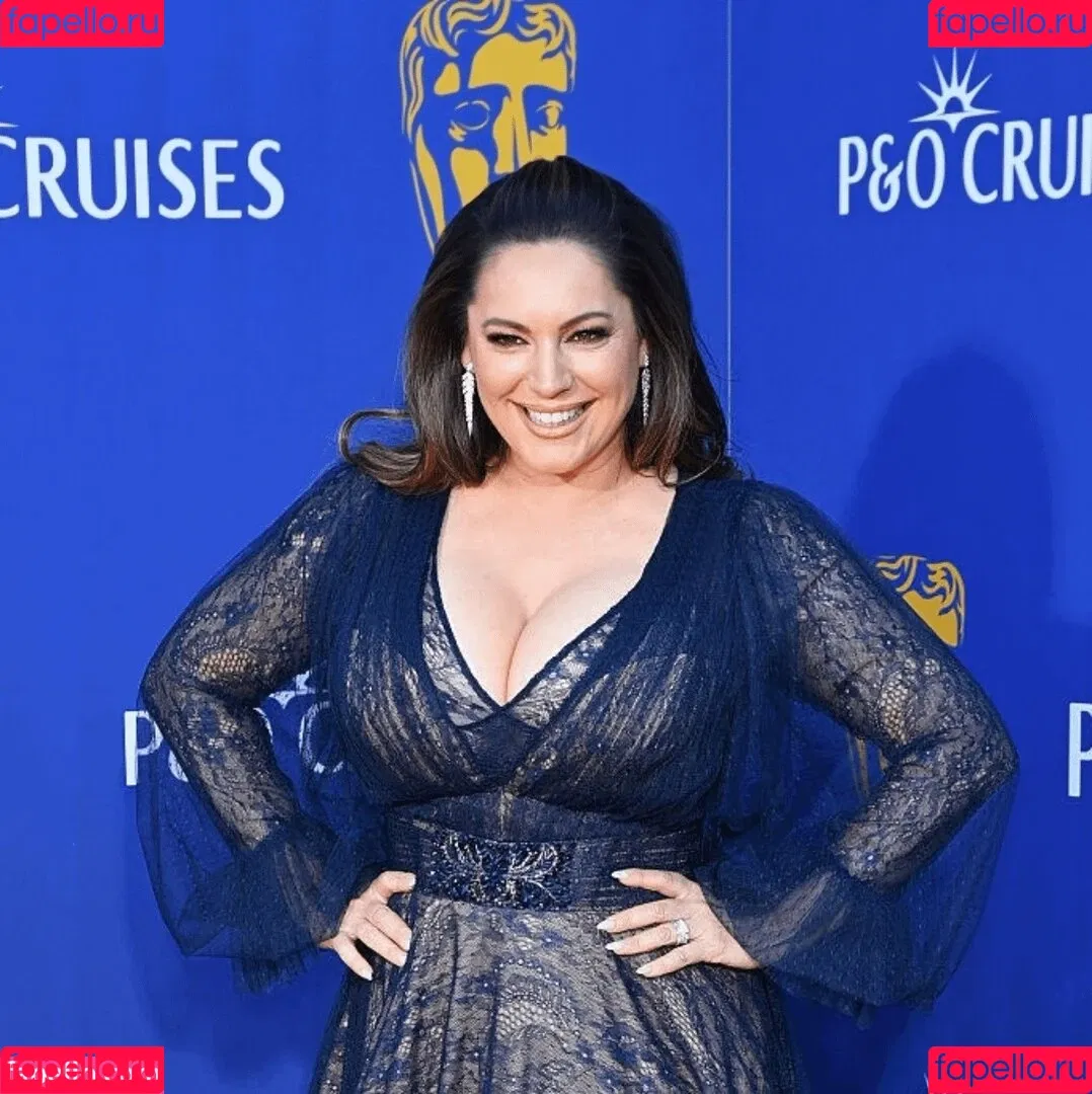 IAMKELLYBROOK / Kelly Brook / iamkb Onlyfans Photo Gallery 