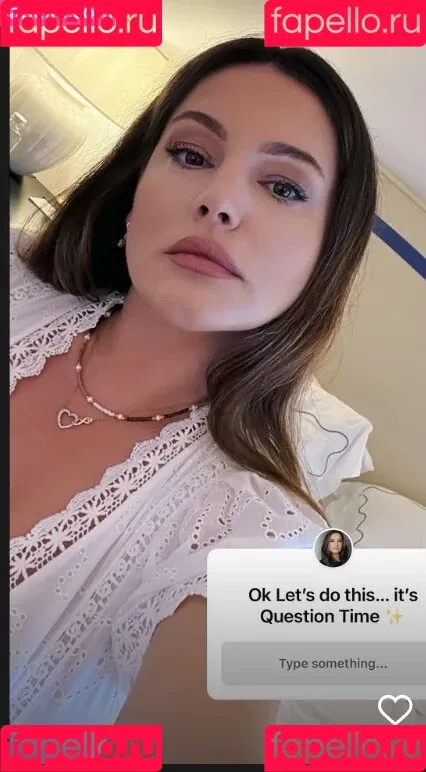 IAMKELLYBROOK / Kelly Brook / iamkb Onlyfans Photo Gallery 