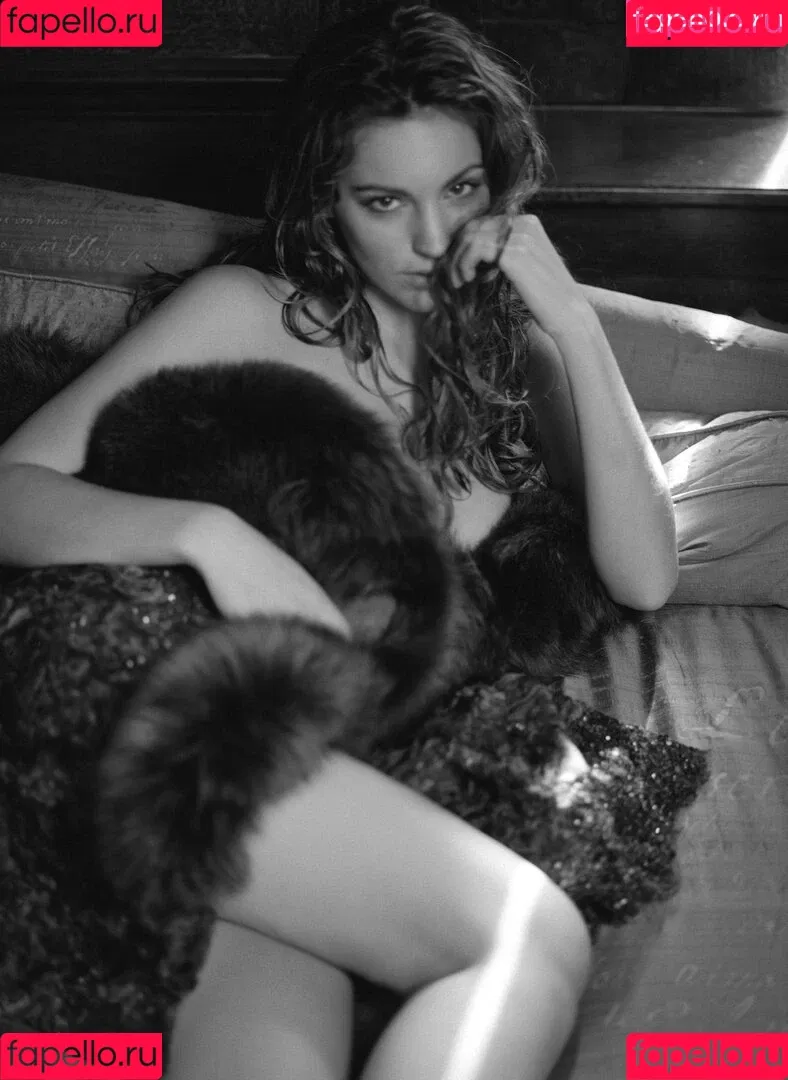 IAMKELLYBROOK / Kelly Brook / iamkb Onlyfans Photo Gallery 