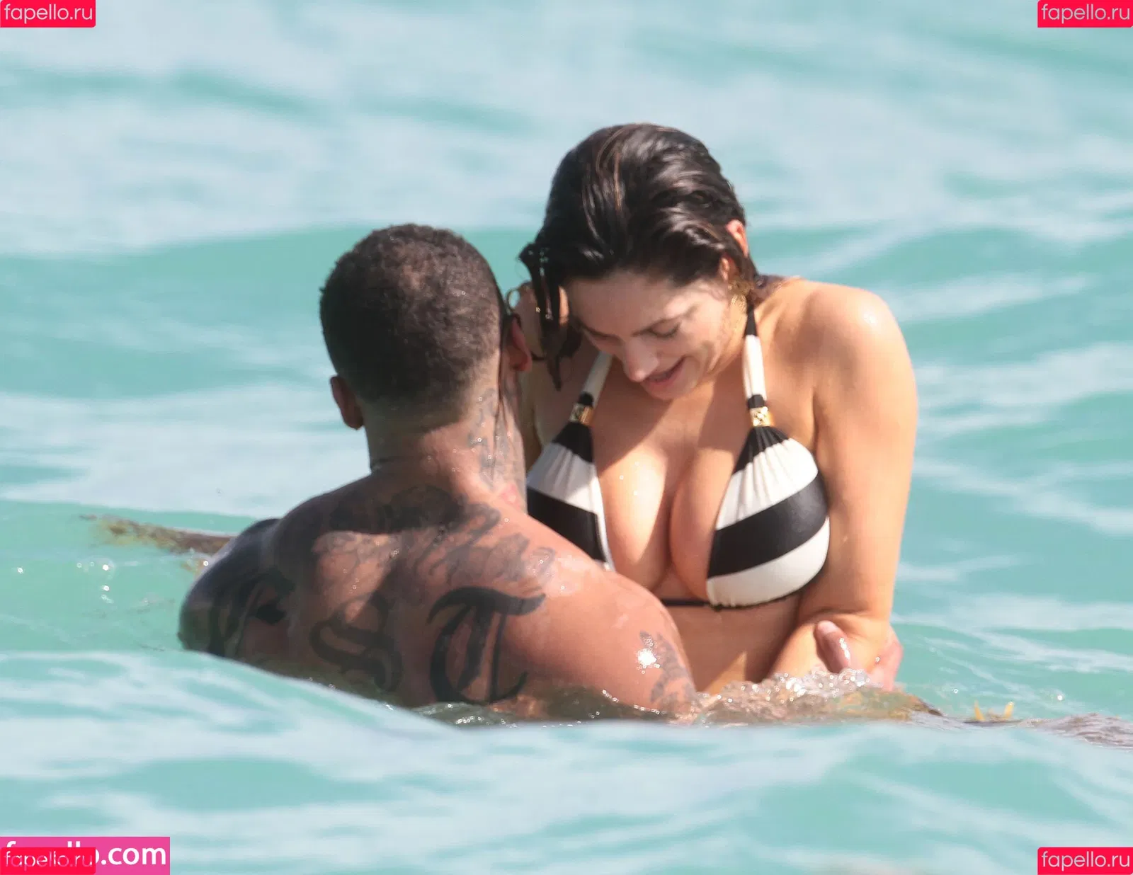 IAMKELLYBROOK / Kelly Brook / iamkb Onlyfans Photo Gallery 