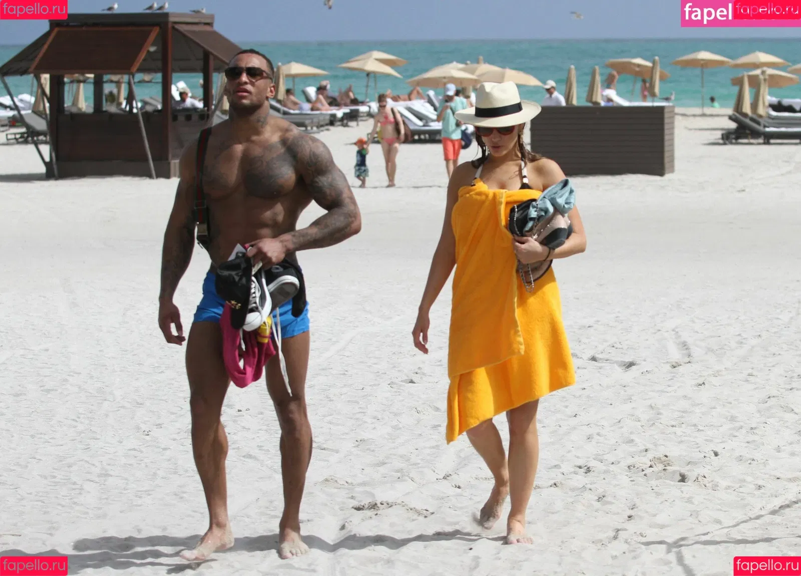 IAMKELLYBROOK / Kelly Brook / iamkb Onlyfans Photo Gallery 