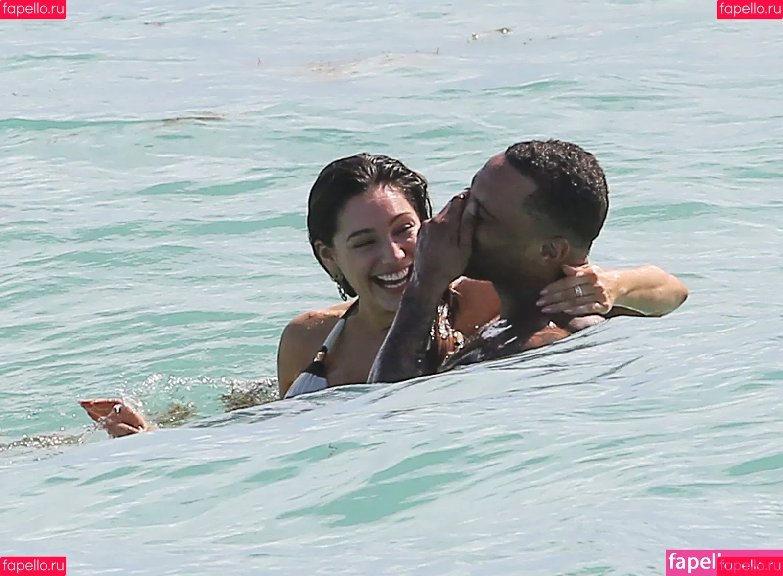 IAMKELLYBROOK / Kelly Brook / iamkb Onlyfans Photo Gallery 