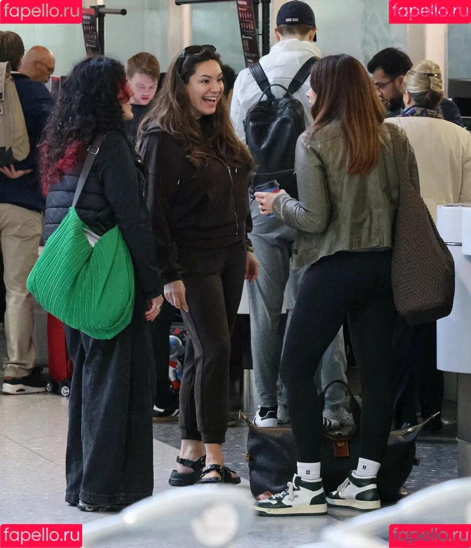 IAMKELLYBROOK / Kelly Brook / iamkb Onlyfans Photo Gallery 