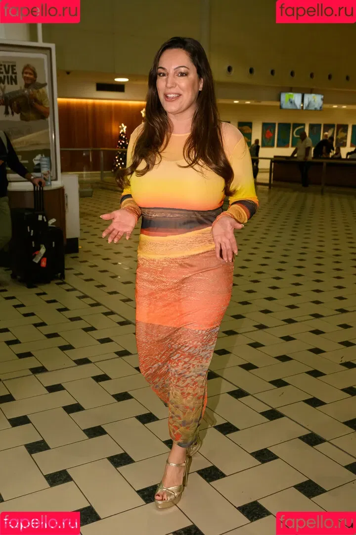 IAMKELLYBROOK / Kelly Brook / iamkb Onlyfans Photo Gallery 