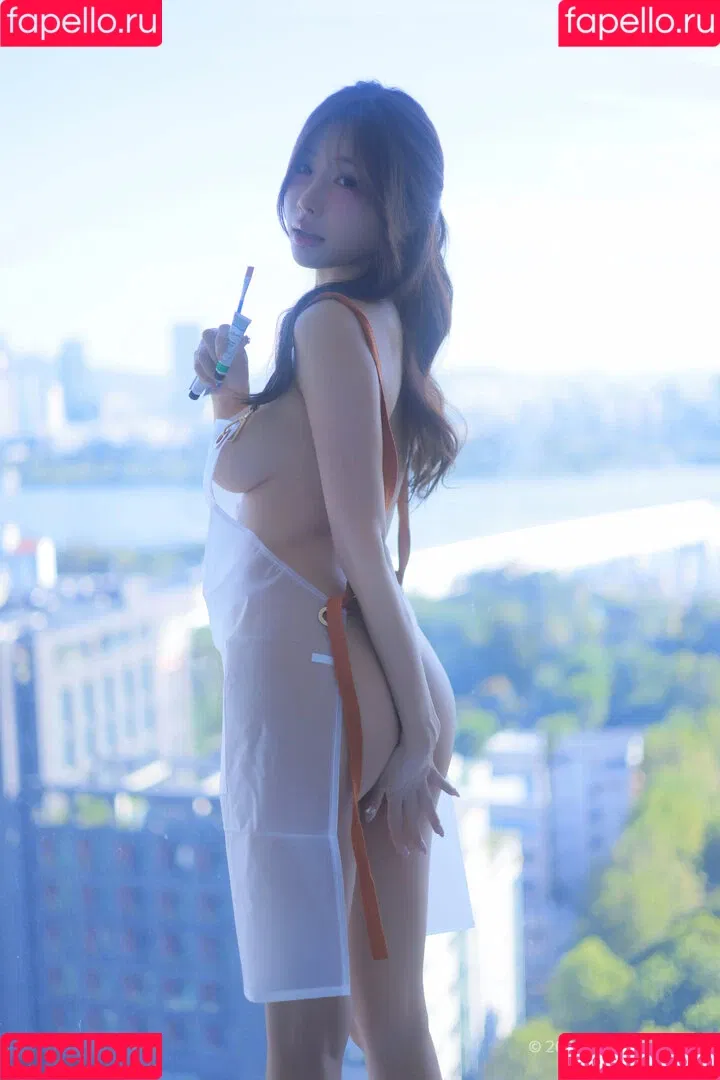 Yeon Yu / Yeon Yu/yeonyumilk / yy_e_o_n Onlyfans Photo Gallery 