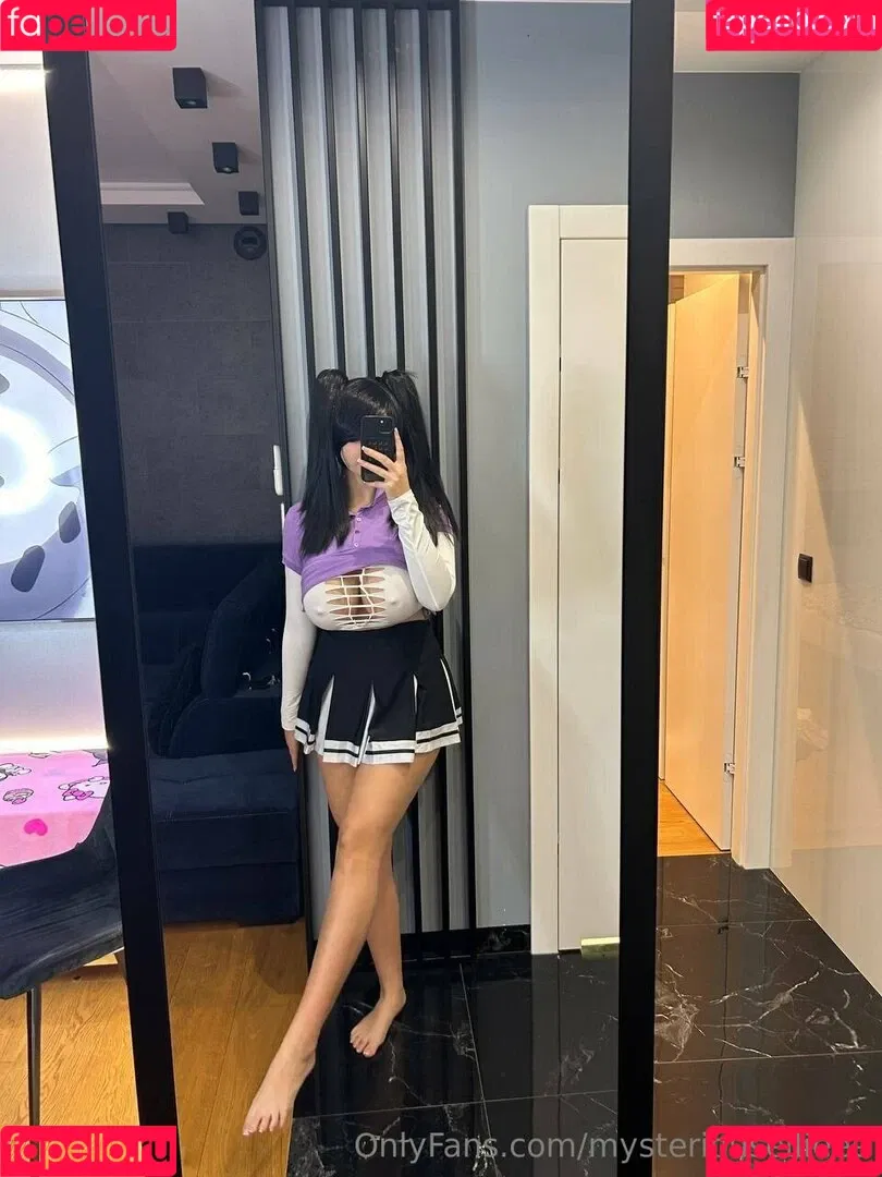 mysteriousellie / mysteriousellieee Onlyfans Photo Gallery 