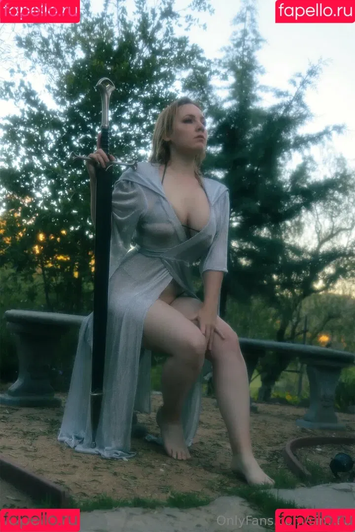 Katie Simrell / https: / katiesimrell / simrell Onlyfans Photo Gallery 