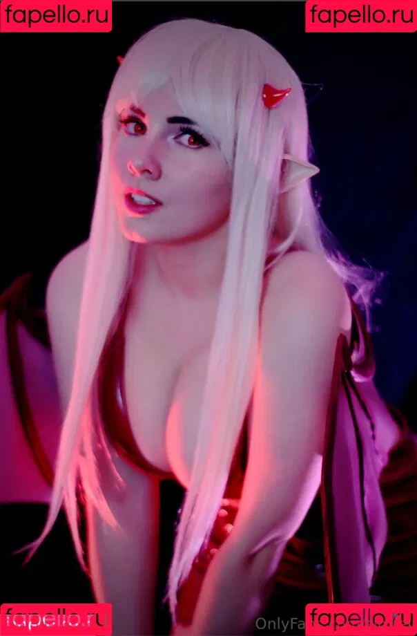 Katie Simrell / https: / katiesimrell / simrell Onlyfans Photo Gallery 