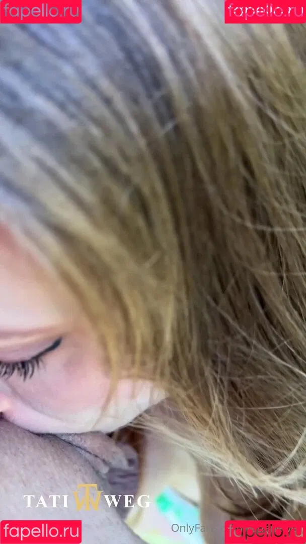 Tati Weg / ex-policial / tatianeweg / tatiweg Onlyfans Photo Gallery 