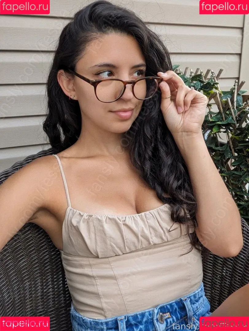 Tessla / thisistessla Onlyfans Photo Gallery 